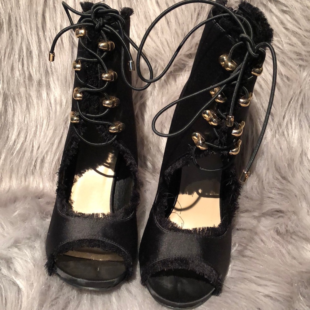 Black heels